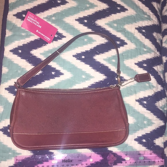 Small Brown Leather Coach Purse with Logo Dangle - Picture 2 of 8